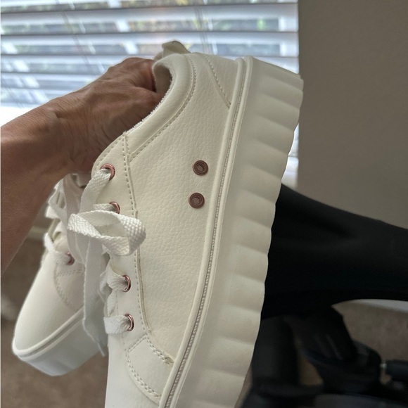 Roxy sneakers - Picture 6 of 7